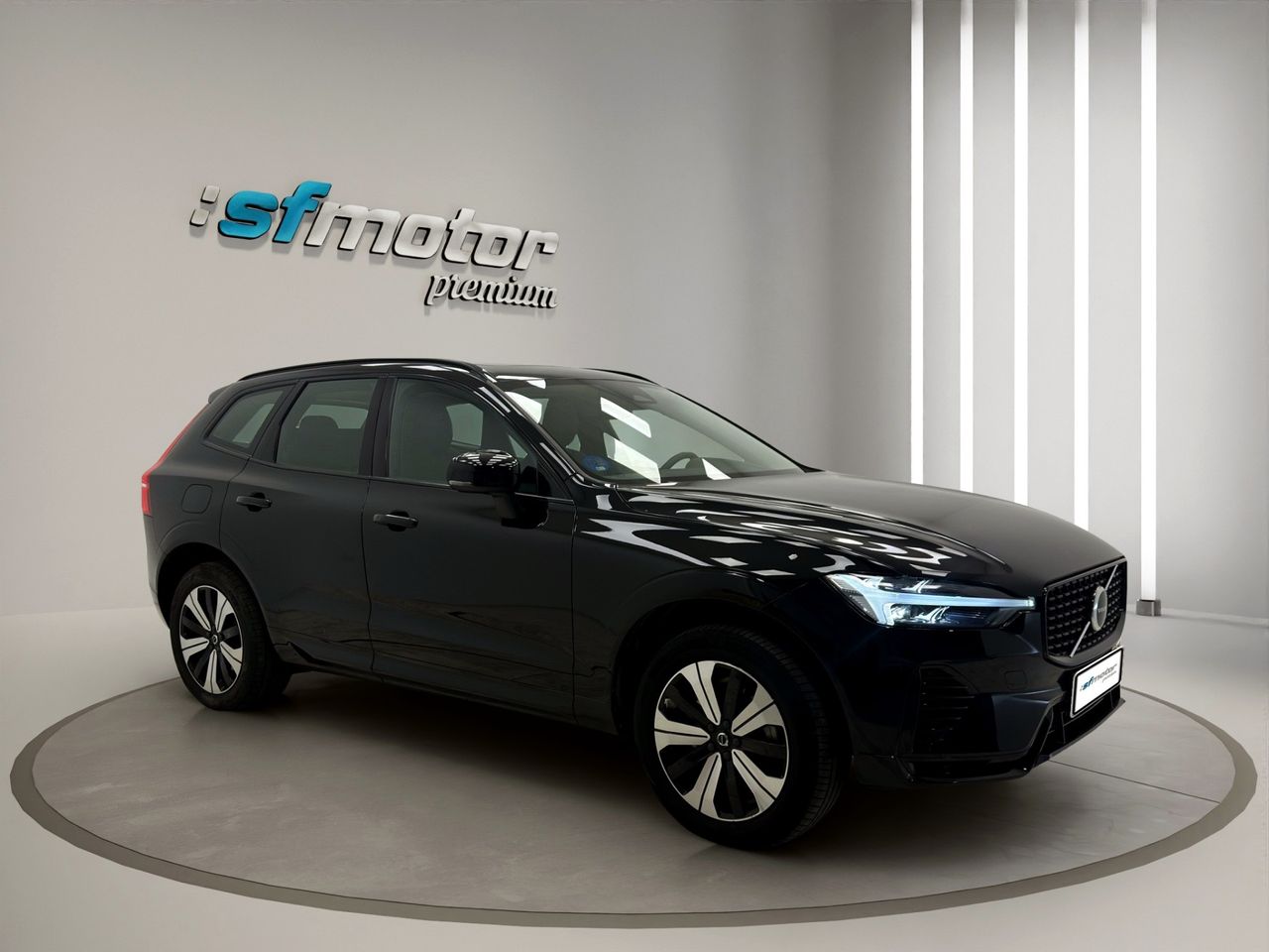 Volvo XC60 2.0 T6 AWD Recharge Plus Dark Auto - Foto 9