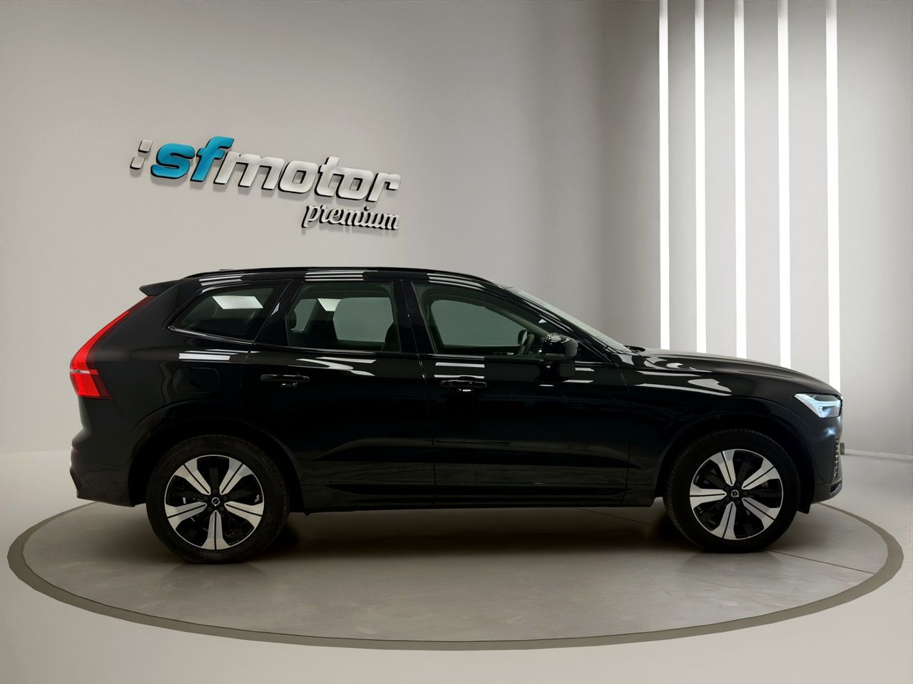 Volvo XC60 2.0 T6 AWD Recharge Plus Dark Auto - Foto 8