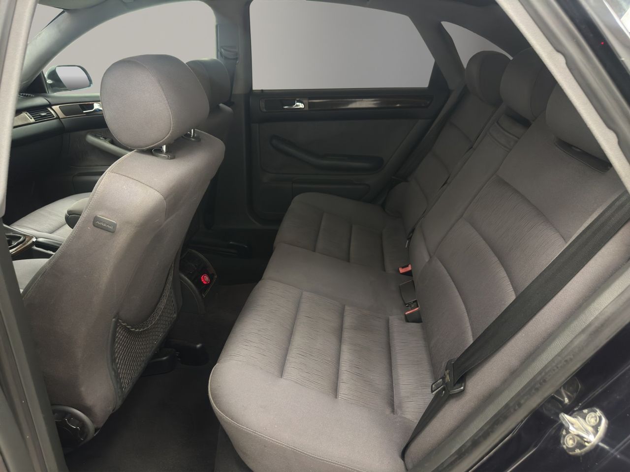 Audi A6 2.5 TDI - Foto 14