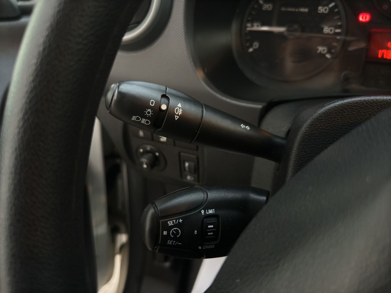 Citroën Berlingo FURGÓN L1 1.6 BlueHDi 100 BUSINESS 4D - Foto 27