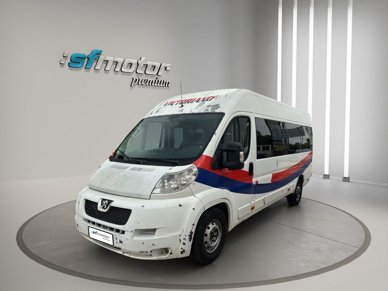 Peugeot Boxer Minibús 17 plazas 3.0 HDi 157 CV - Foto 3