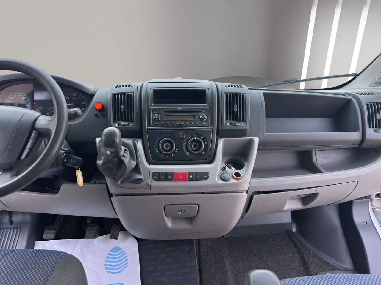 Peugeot Boxer Minibús 17 plazas 3.0 HDi 157 CV - Foto 15