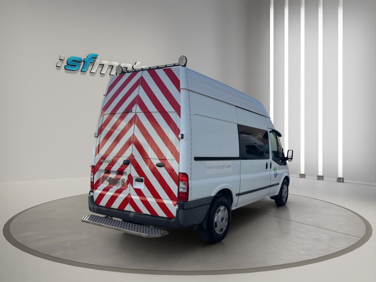 Ford Transit 330 M Semielevado 140CV Furgón Techo Semielevado · Oficina Móvil - Foto 7