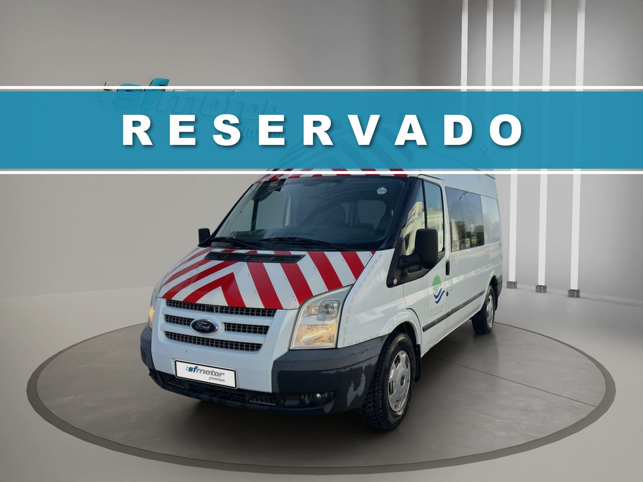 Ford Transit 330 M Semielevado 140CV Furgón Techo Semielevado · Oficina Móvil - Foto 2