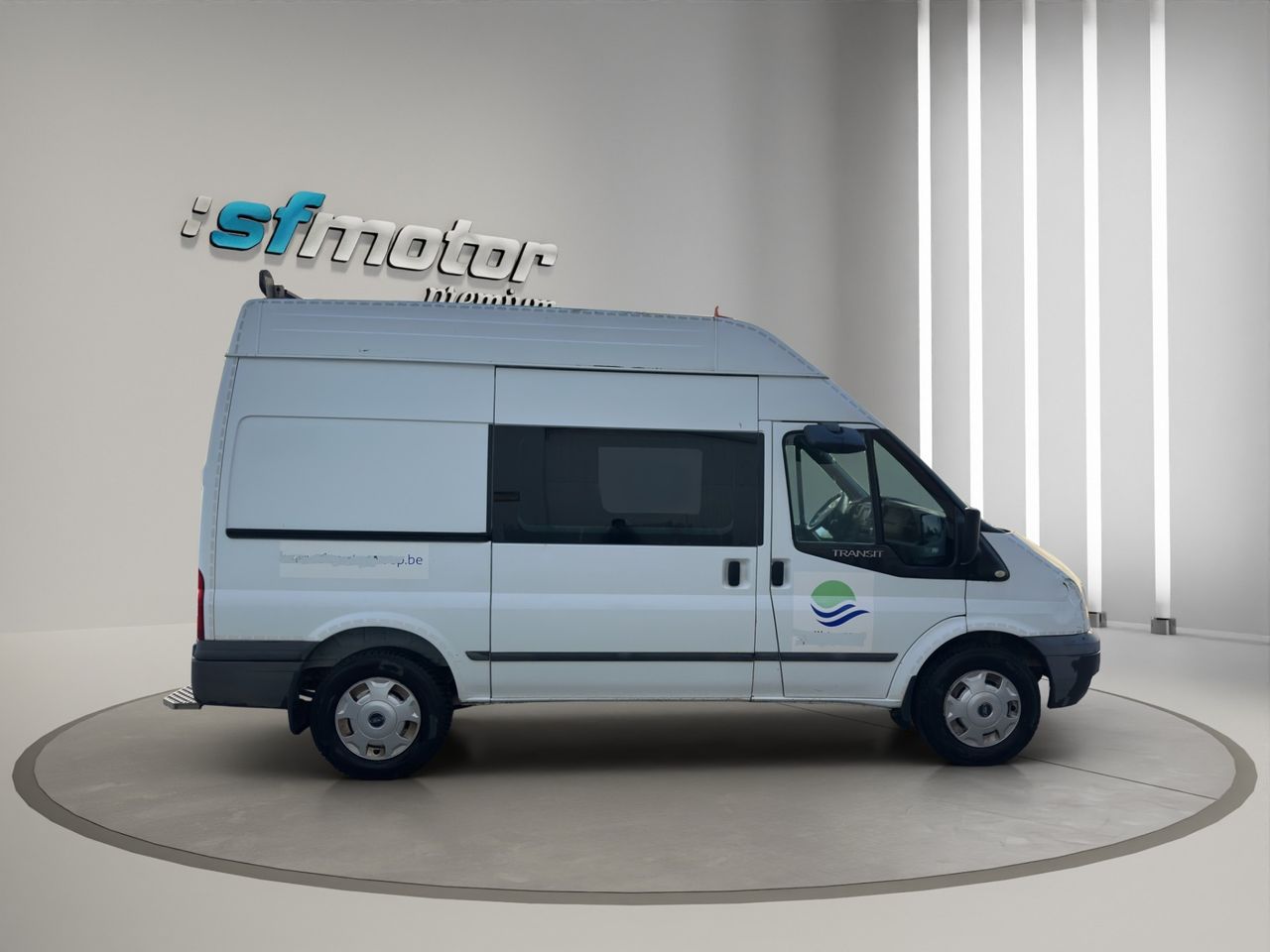 Ford Transit 330 M Semielevado 140CV Furgón Techo Semielevado · Oficina Móvil - Foto 8