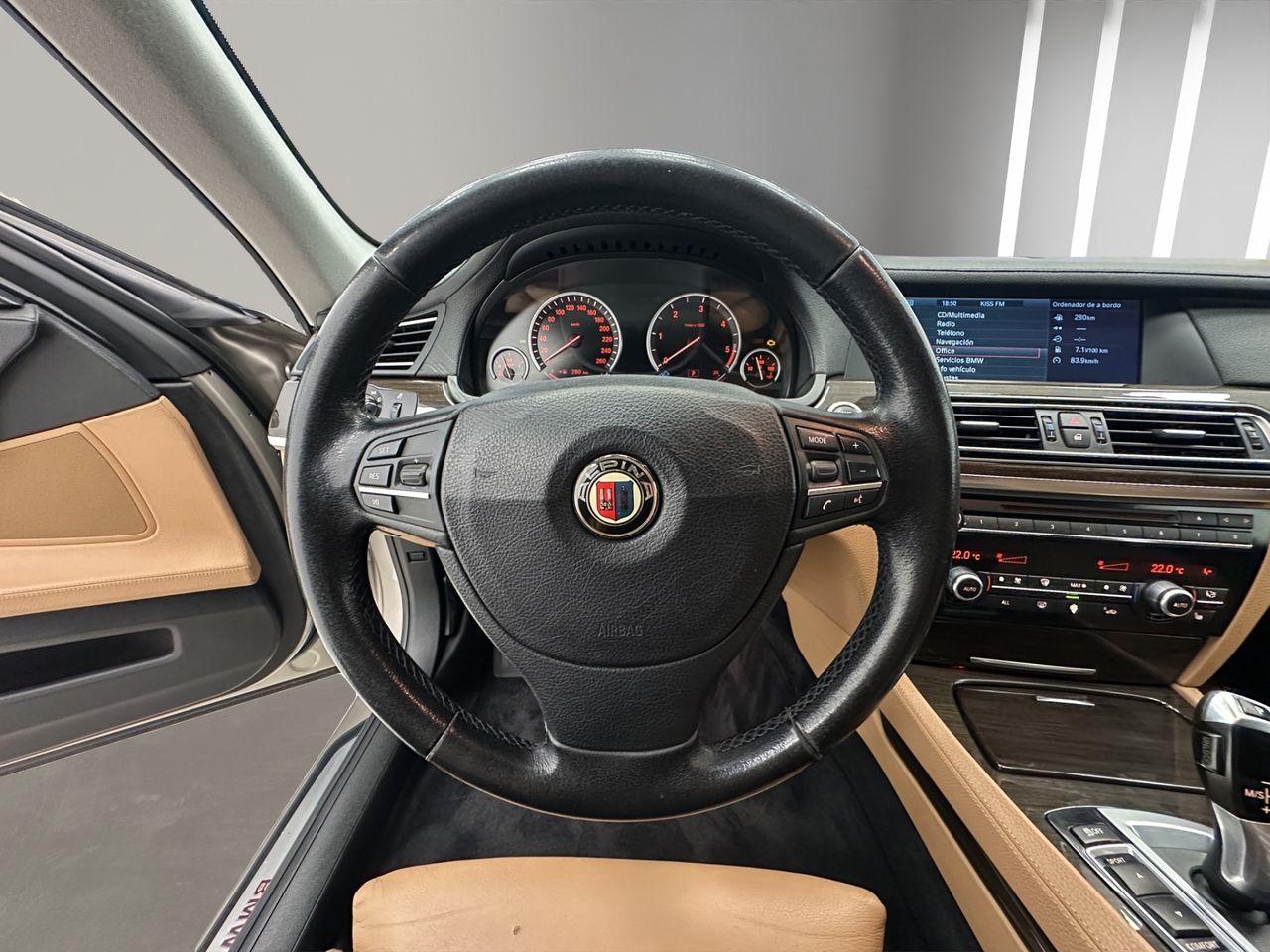 BMW Serie 7 740d 306CV - Foto 11