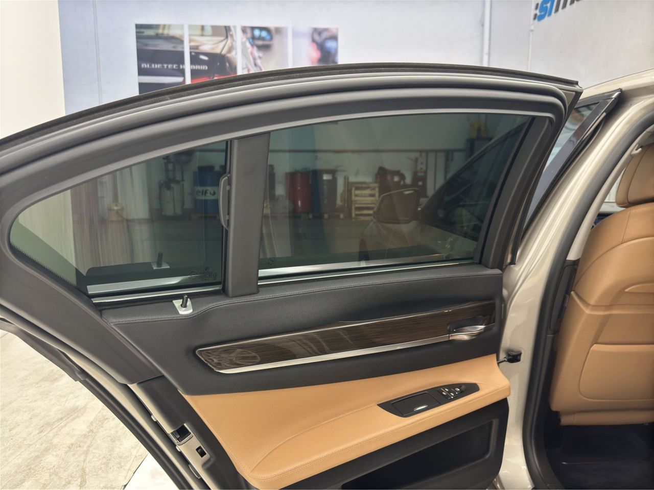 BMW Serie 7 740d 306CV - Foto 43