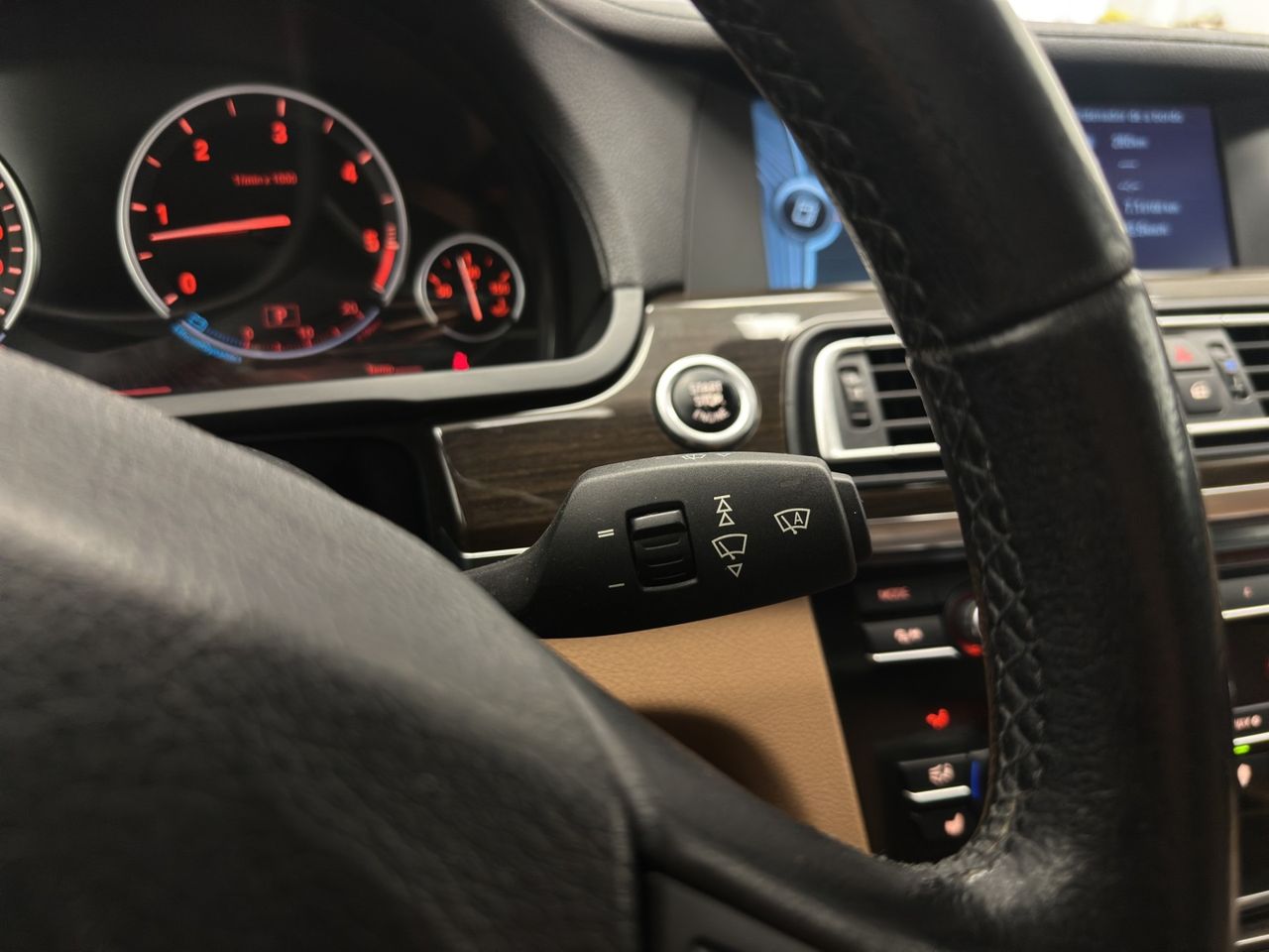BMW Serie 7 740d 306CV - Foto 28