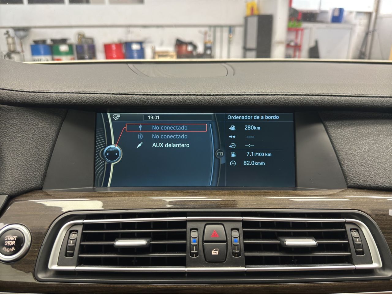 BMW Serie 7 740d 306CV - Foto 36