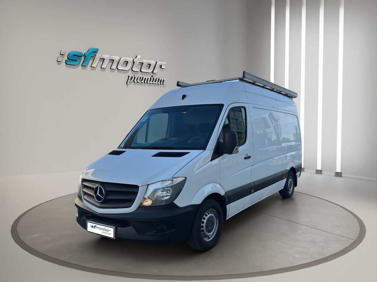 Mercedes Sprinter 313 CDI 129CV A2H2 3.5T Furgón Medio Techo Alto · Perfect Tool - Foto 2