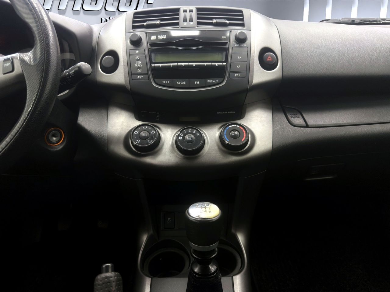 Toyota Rav4 2.2 D-4D 150CV 4x2 - Foto 17