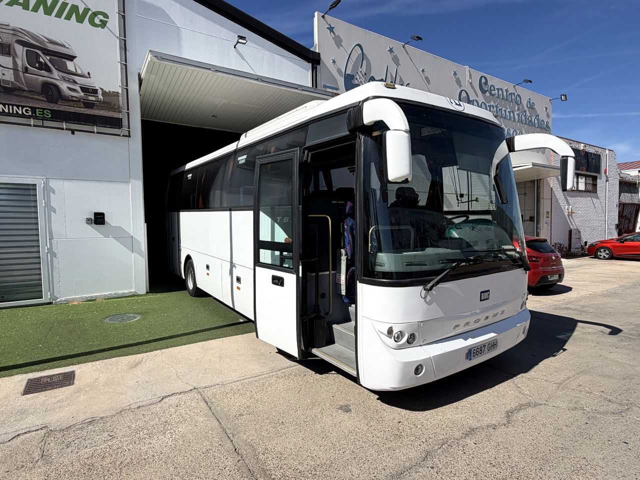 BMC PROBUS 850 TBX 242 CV 37 plazas - Autocar - Foto 12