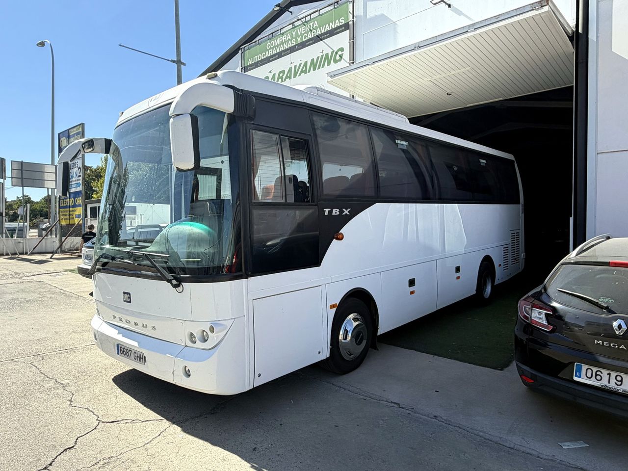 BMC PROBUS 850 TBX 242 CV 37 plazas - Autocar - Foto 2