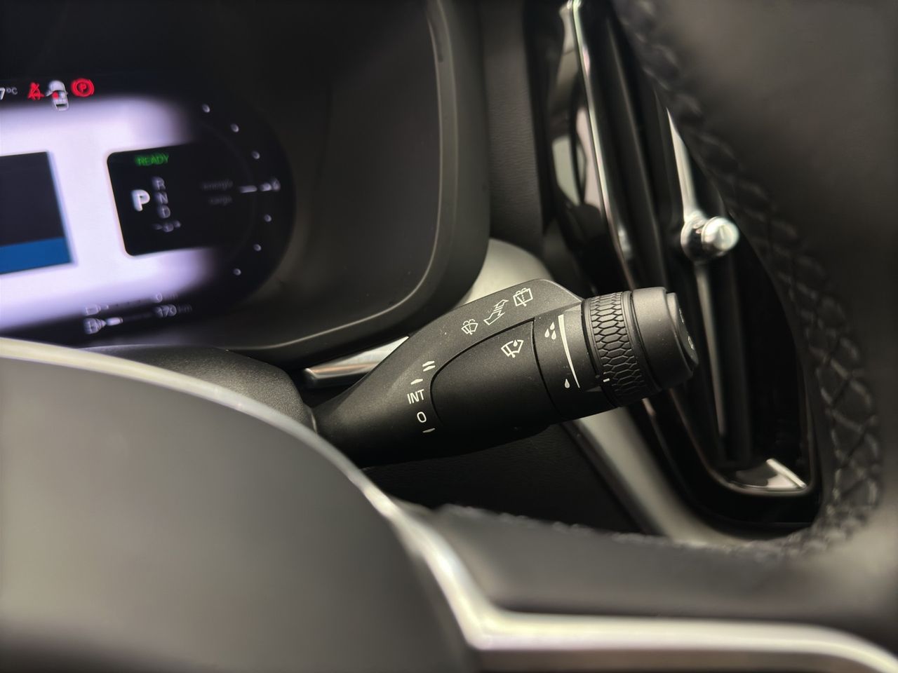 Volvo XC60 2.0 T6 AWD Recharge Core Auto - Foto 30