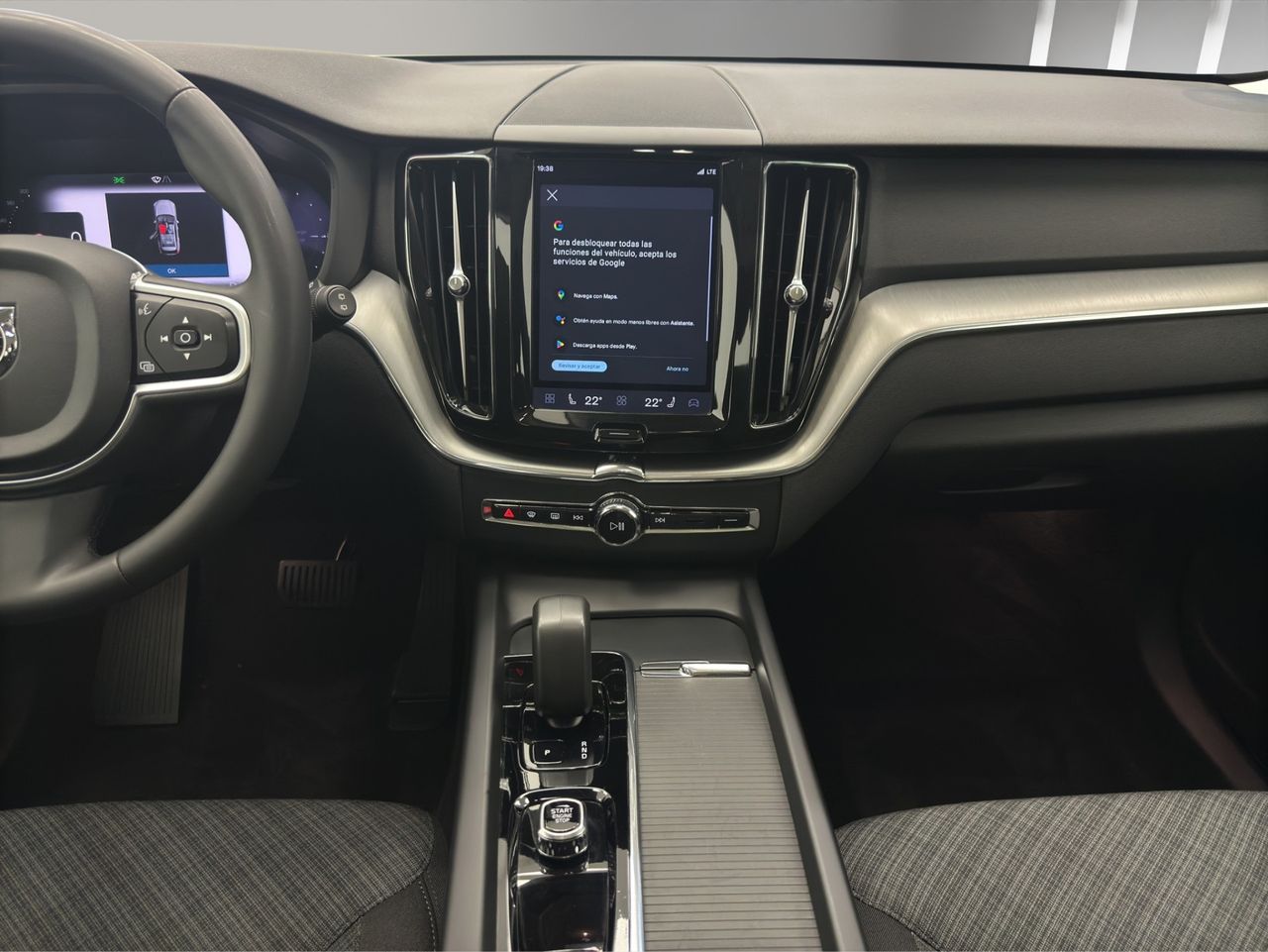 Volvo XC60 2.0 T6 AWD Recharge Core Auto - Foto 16