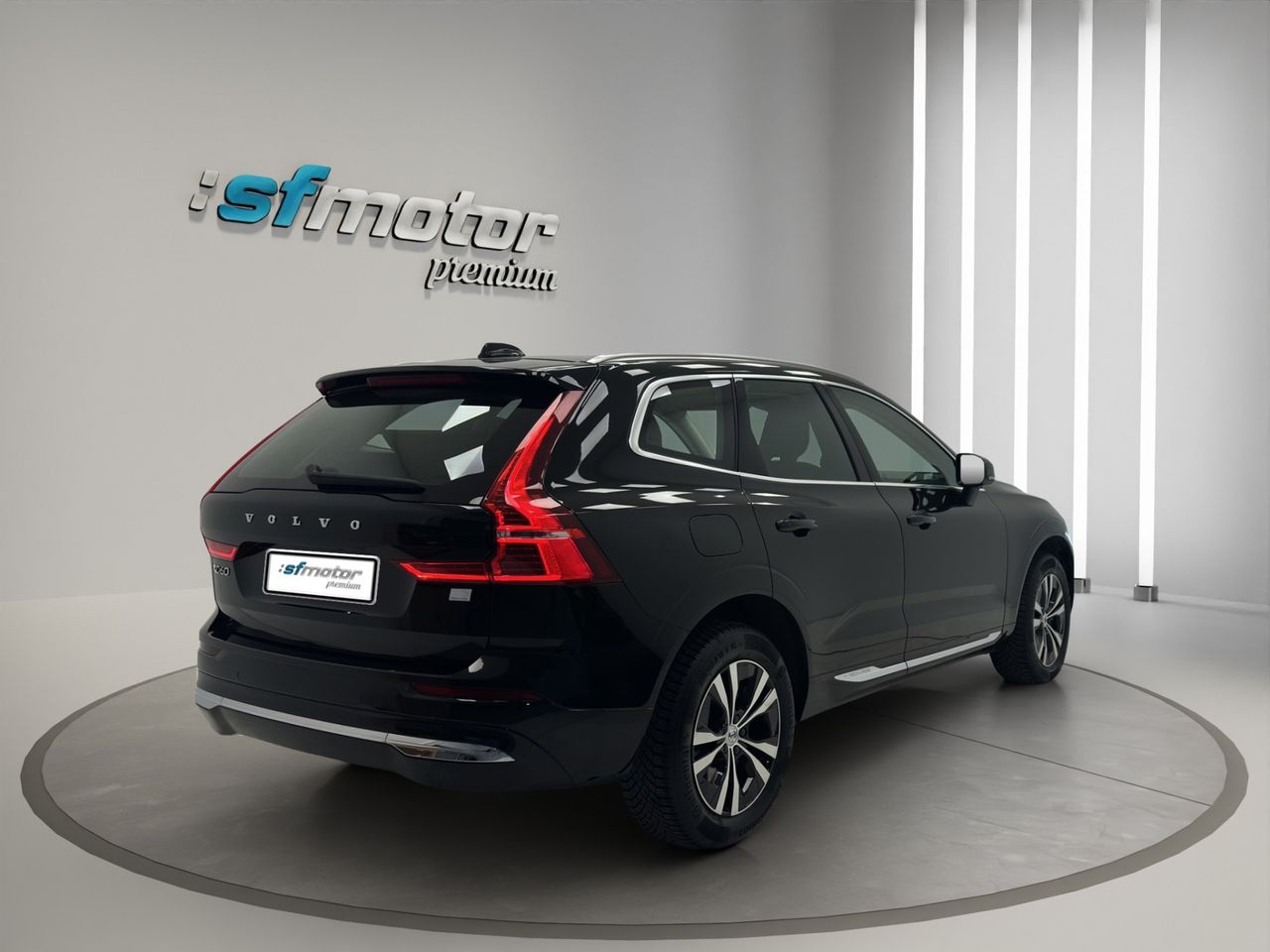 Volvo XC60 2.0 T6 AWD Recharge Core Auto - Foto 7