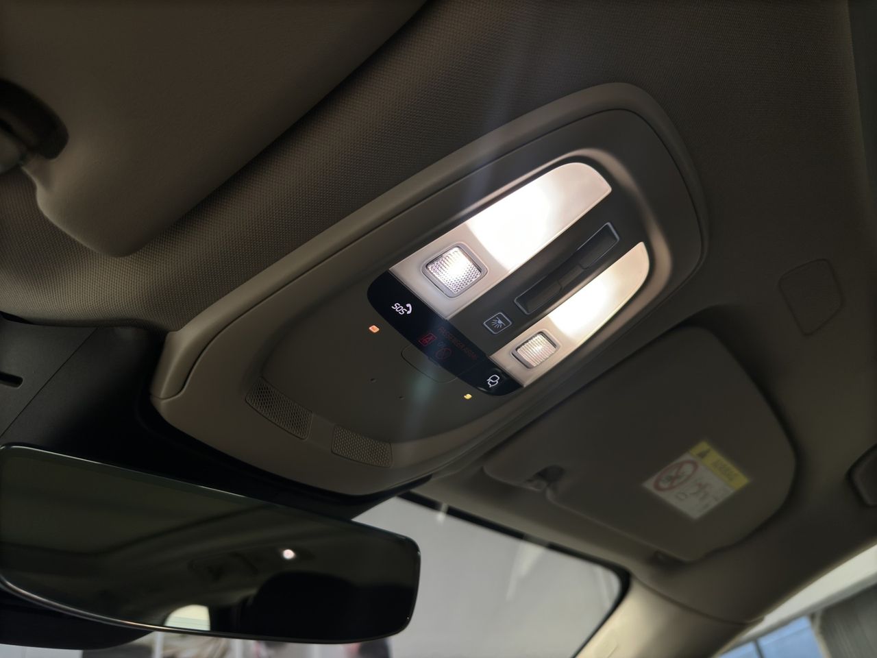 Volvo XC60 2.0 T6 AWD Recharge Core Auto - Foto 36
