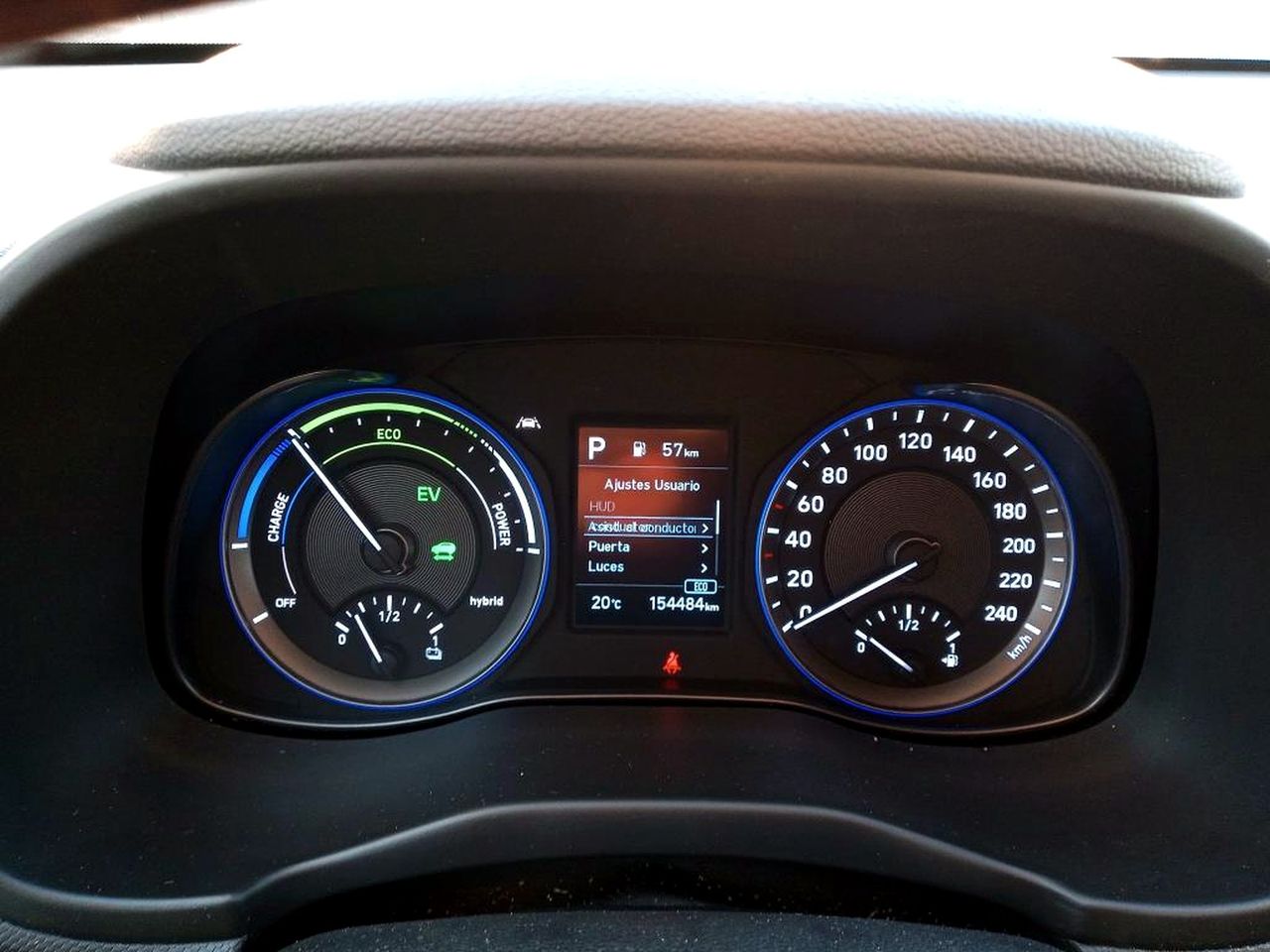 Hyundai Kona 1.6 GDI HEV SLE DCT - Foto 10