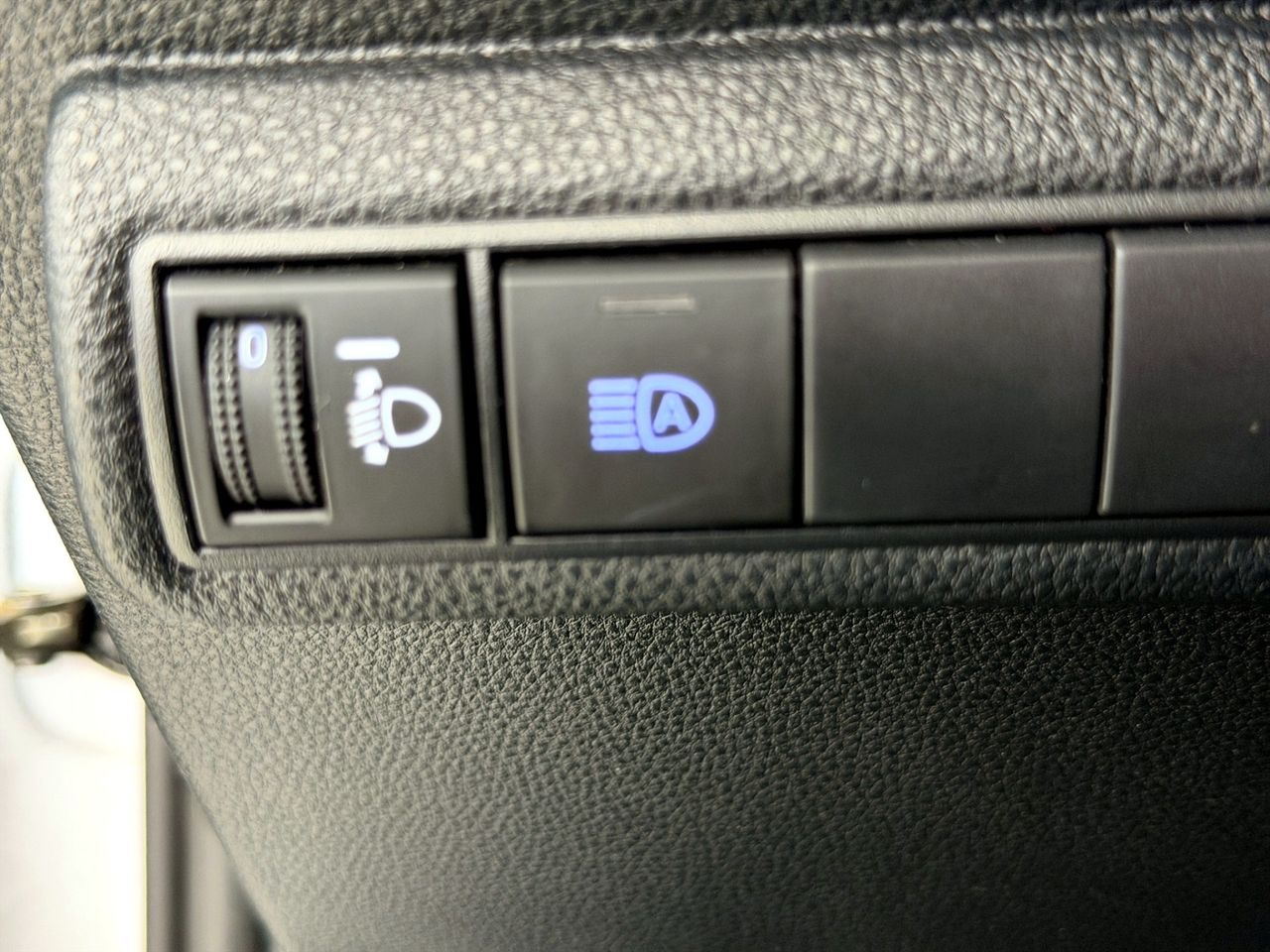 Toyota Corolla 1.8 125H BUSINESS E-CVT SEDAN - Foto 22