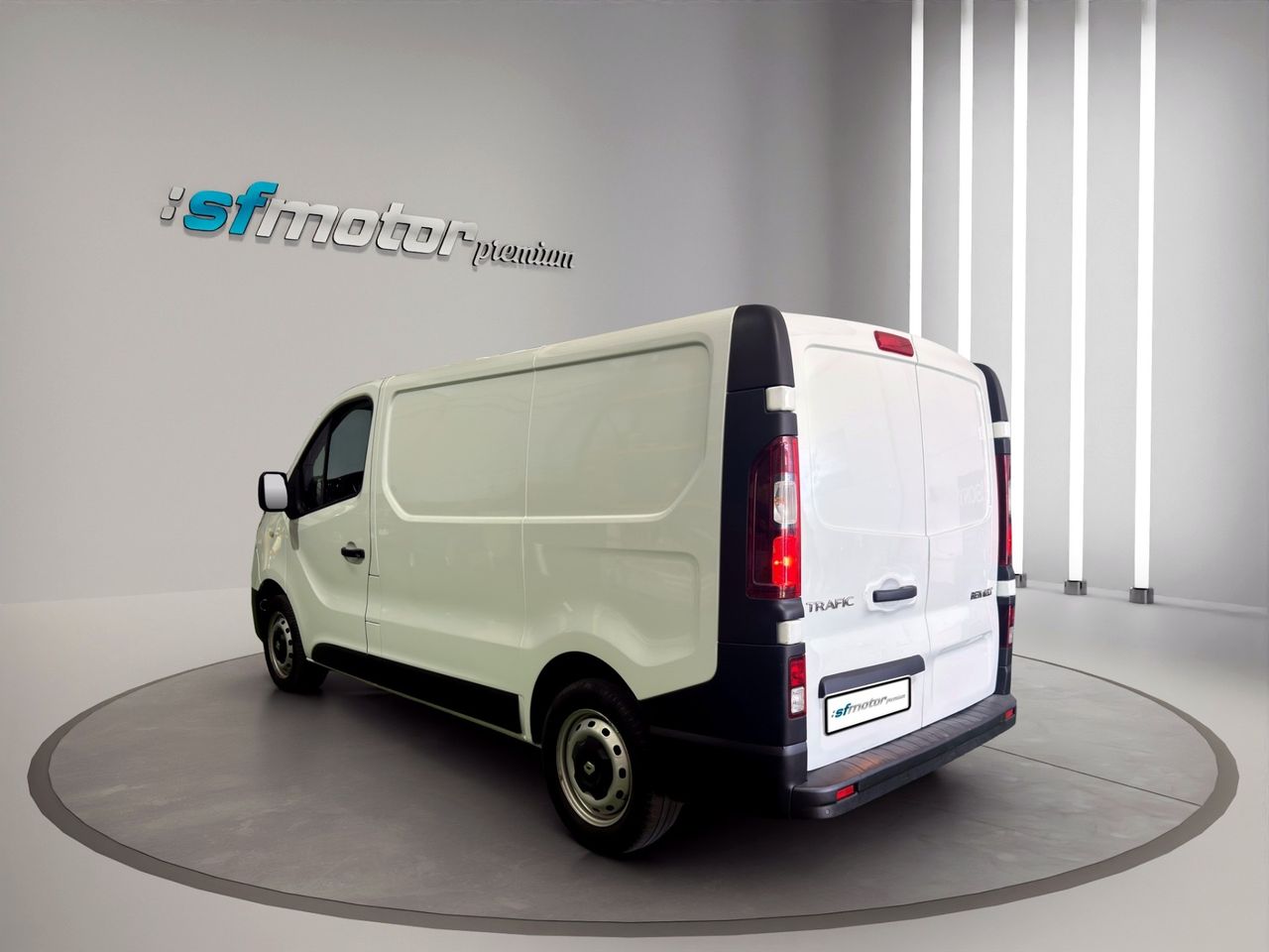 Renault Trafic FURGÓN 2.0 dCi 120 CV L1H1 6 VEL. - Foto 5