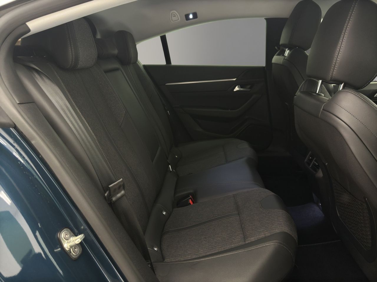 Peugeot 508 5P Allure HYBRID 225 e-EAT8 - Foto 19