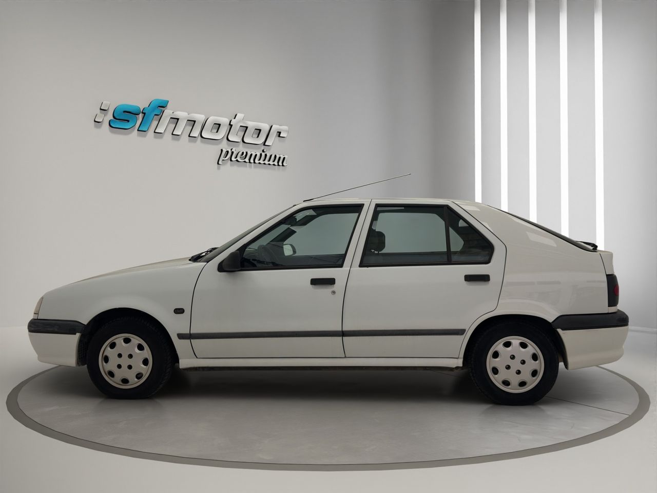 Renault 19 ADAGIO 1.9 DT 93CV - Foto 4