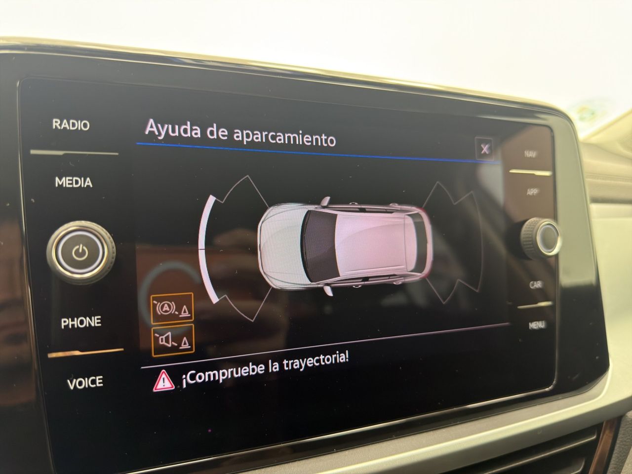 Volkswagen T-Roc Life 2.0 TDI 85kW (115CV) - Foto 29