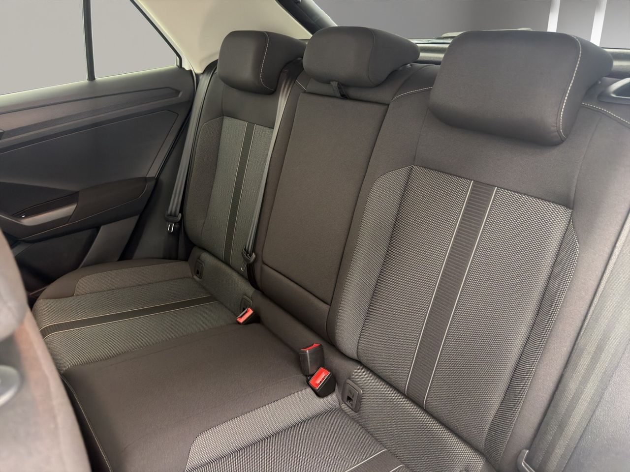 Volkswagen T-Roc Life 2.0 TDI 85kW (115CV) - Foto 11