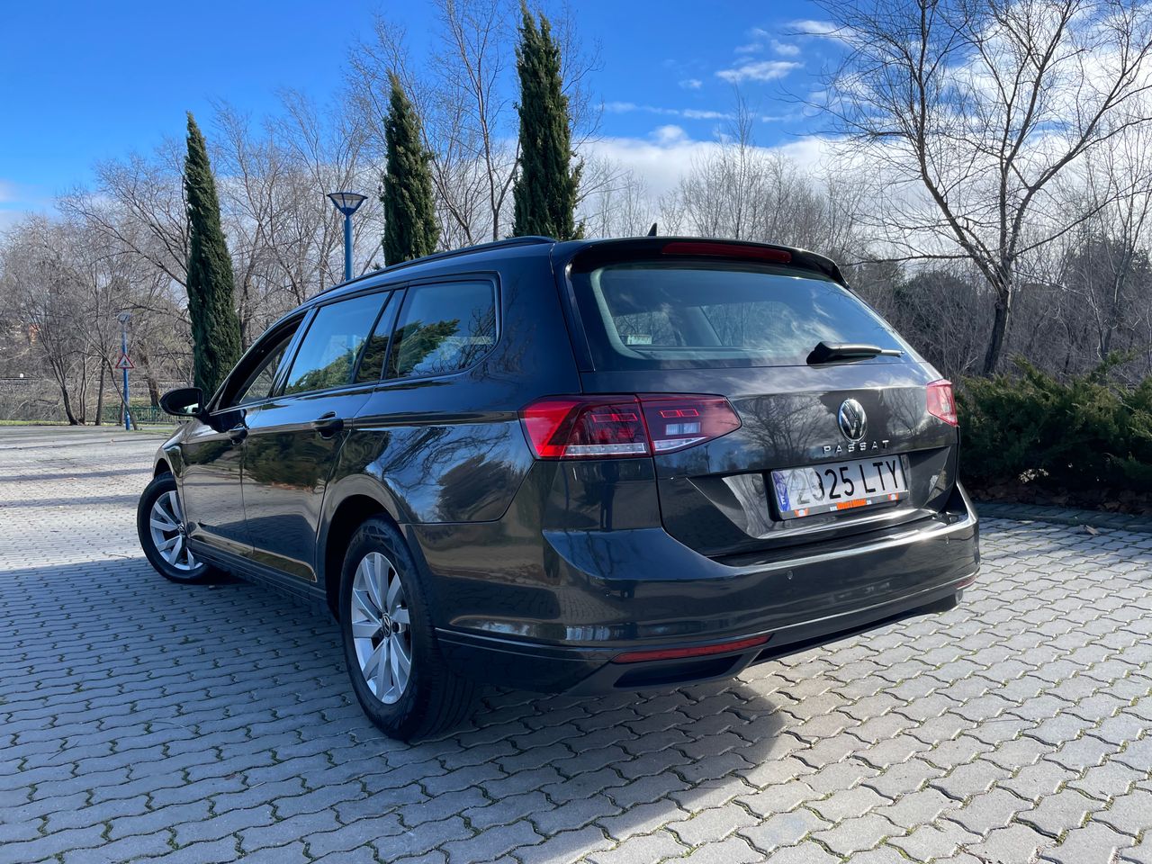volkswagen passat 2022 / foto grande (3)