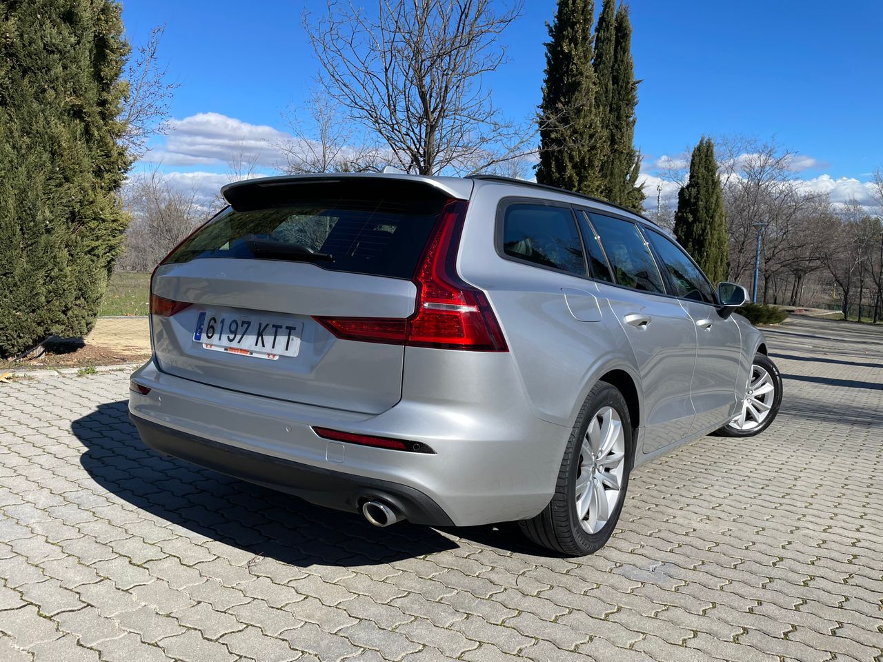 volvo v60 2019 / foto grande (3)