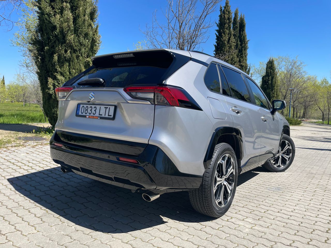 suzuki across 2021 / foto grande (3)