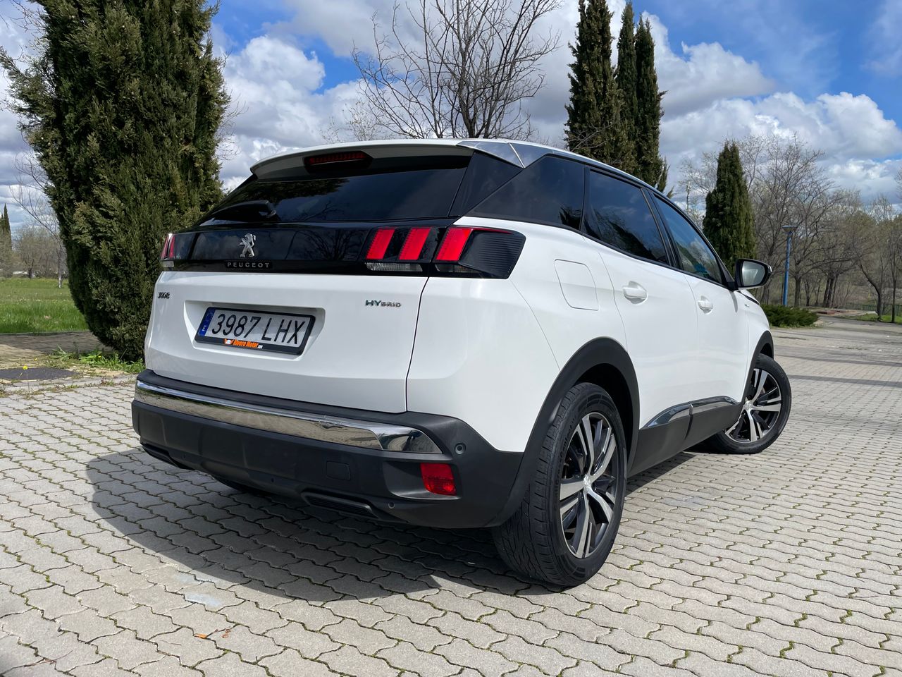 peugeot 3008 hybrid 2020 / foto grande (3)