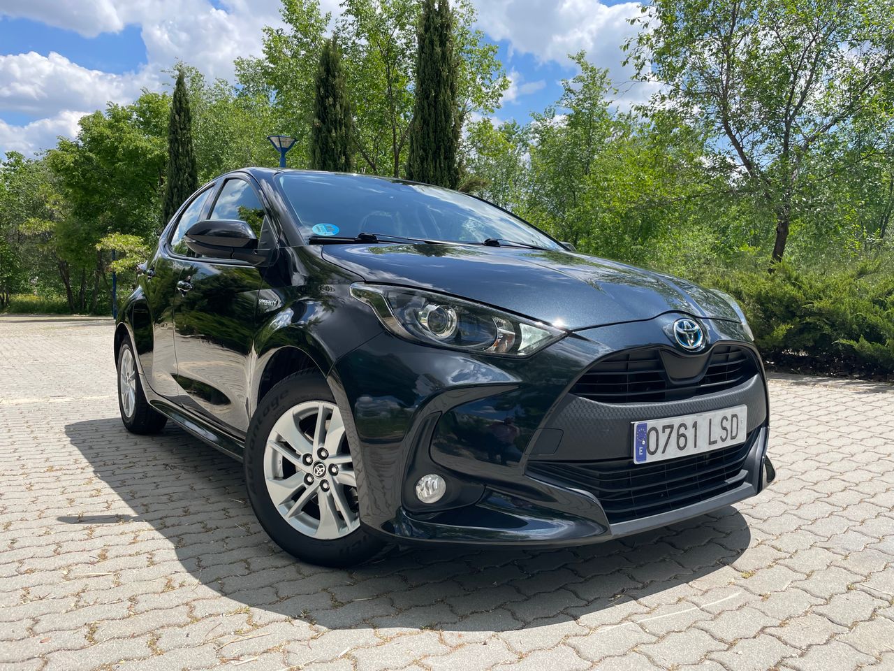toyota yaris 2021 / foto grande (2)
