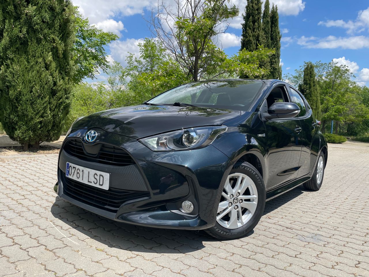 Foto toyota yaris 2021 /