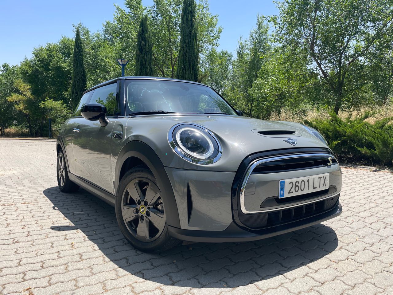 mini mini 2021 / foto grande (2)
