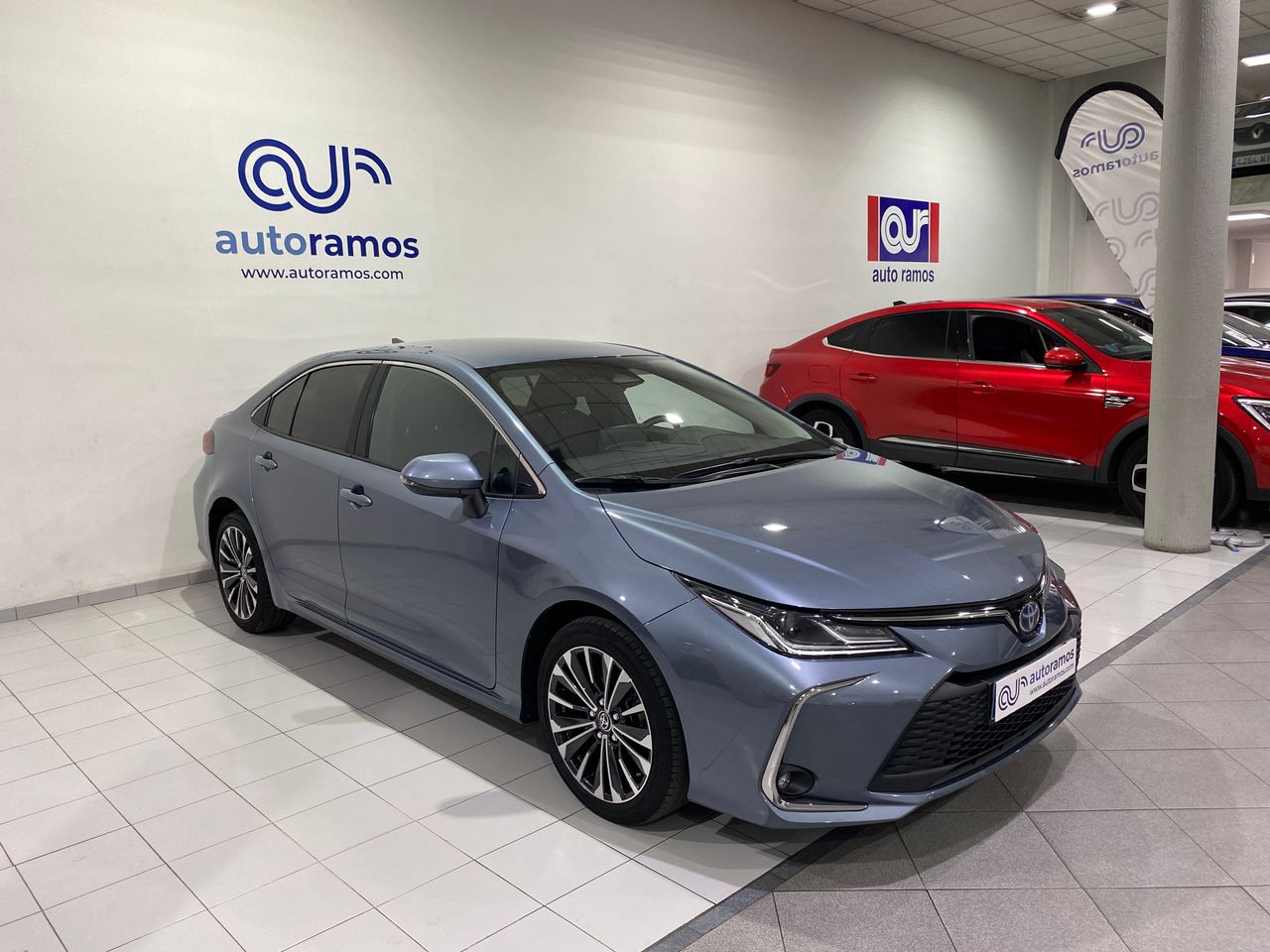 toyota corolla 2024 / foto grande (3)