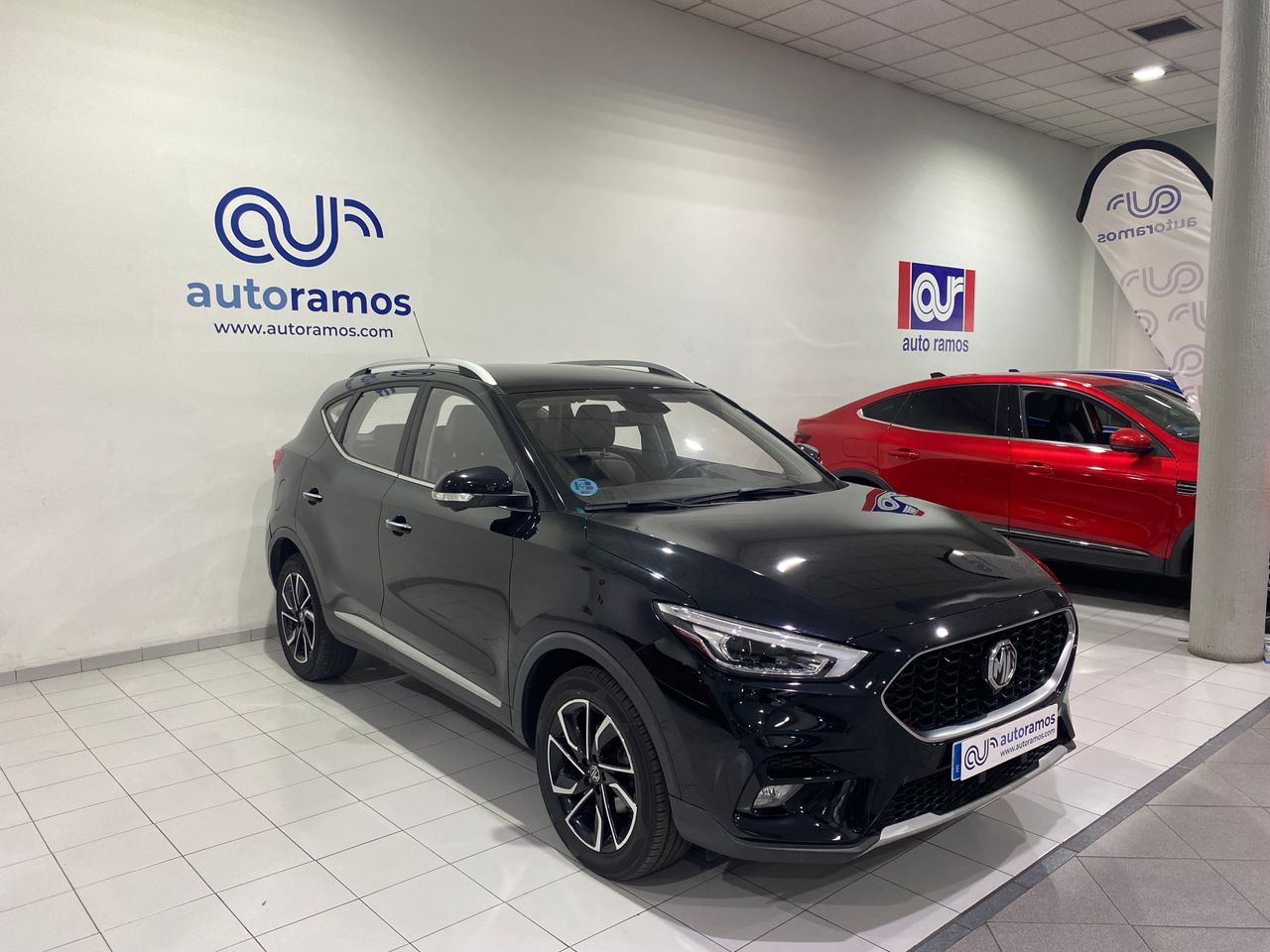 mg zs 2022 / foto grande (3)