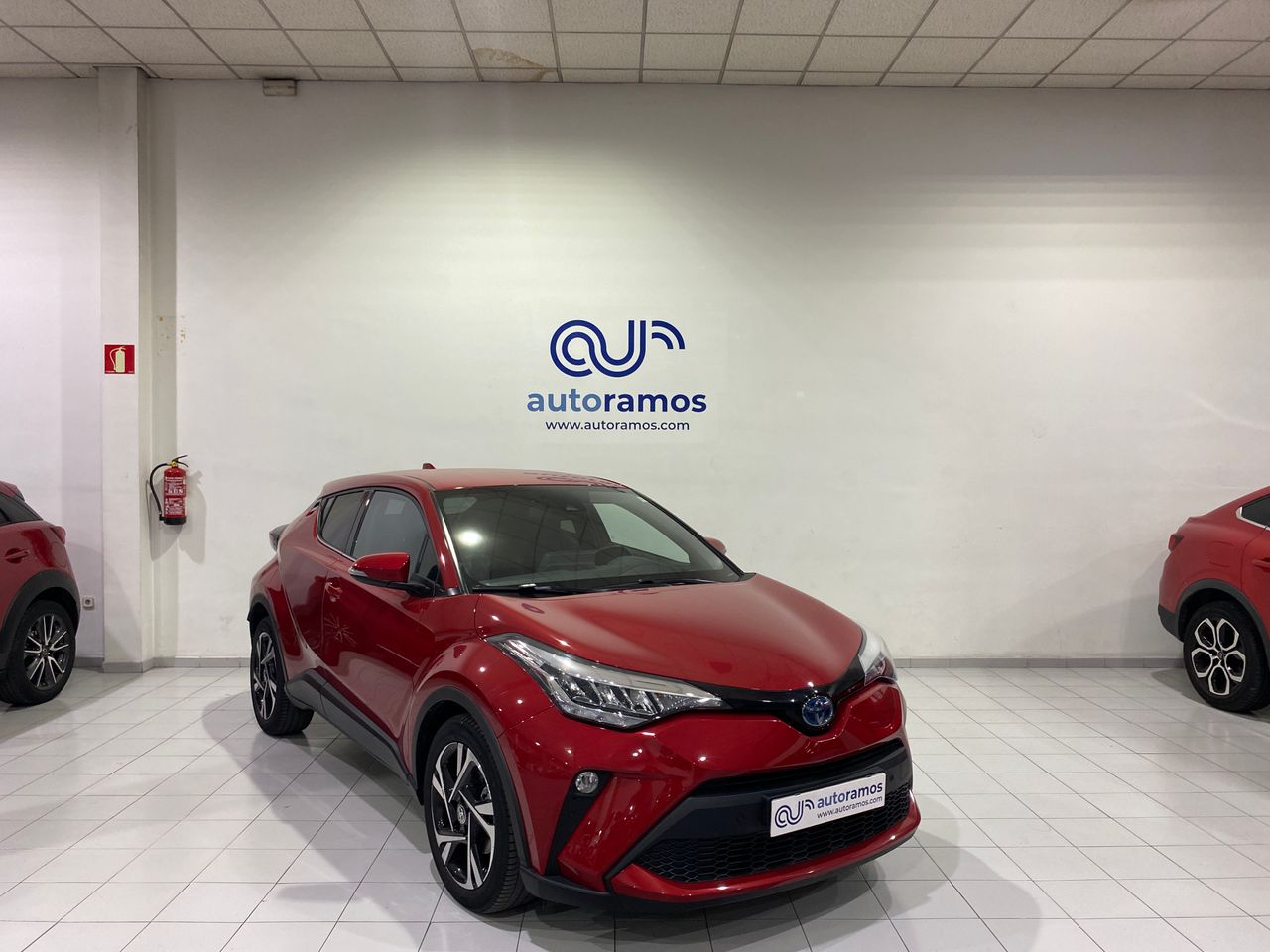 Toyota corolla 2022  de segunda mano - toyota c-hr 2023 /