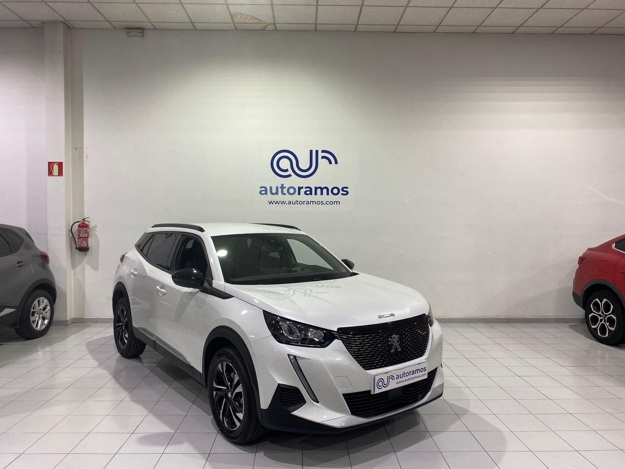 Foto peugeot 2008 2023 /