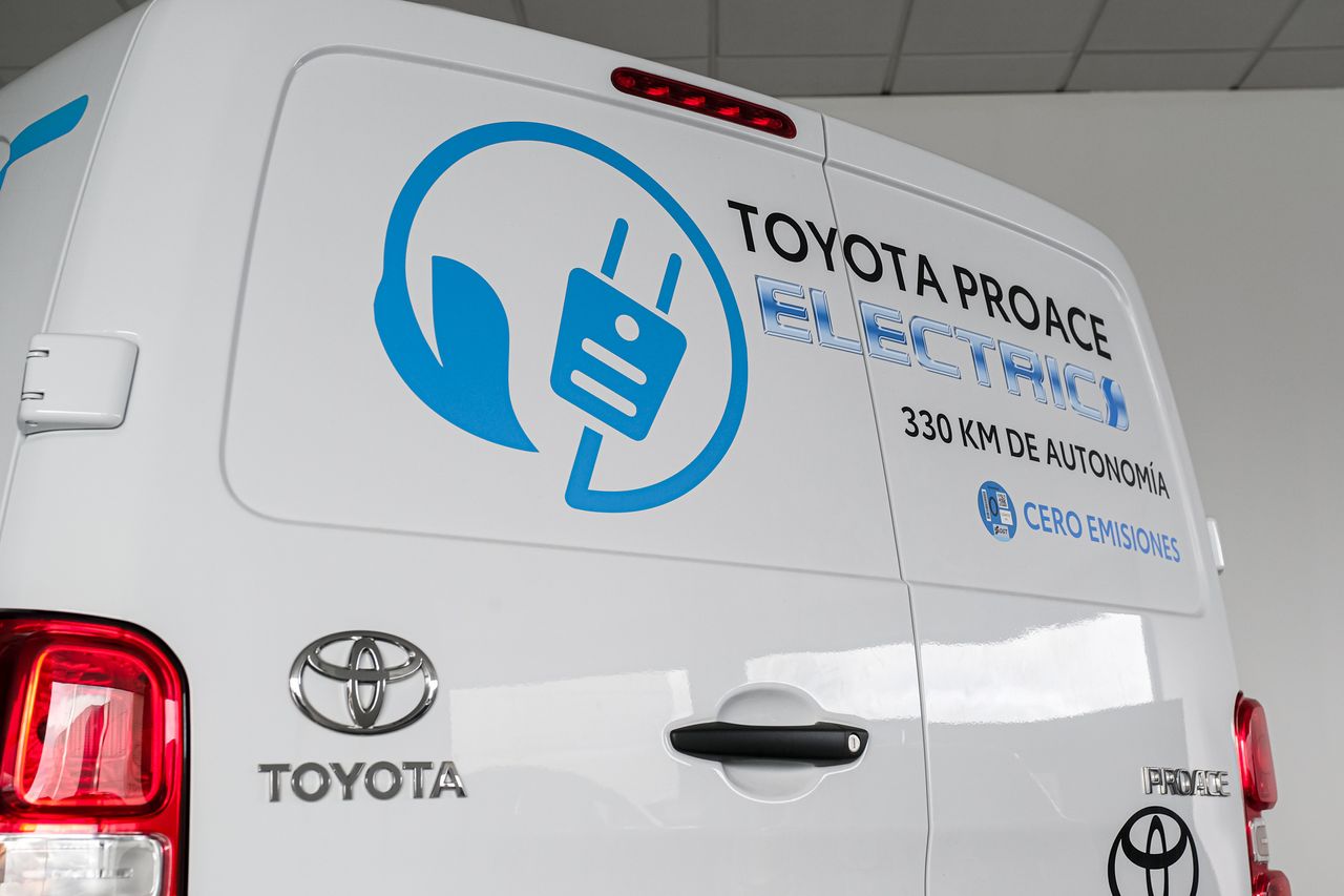toyota proace 2023 / foto grande (3)
