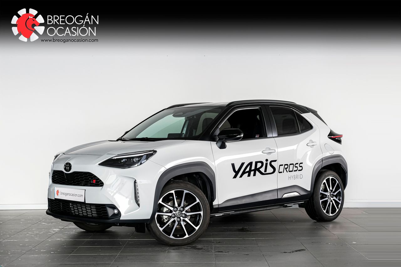 toyota yaris cross 2024 /