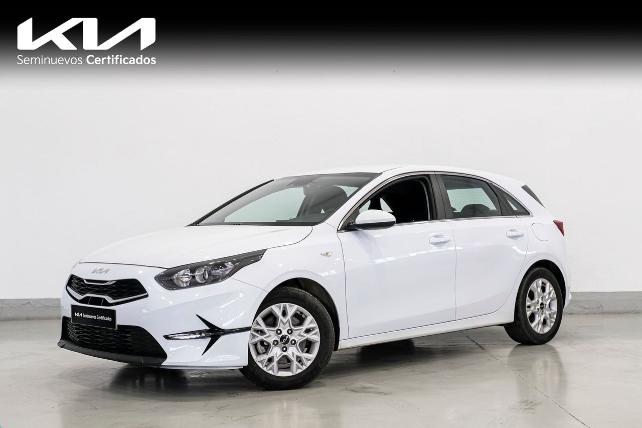 kia ceed 2023 /