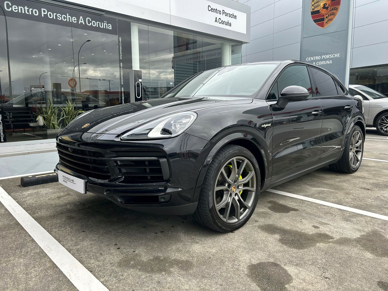porsche cayenne coupé 2022 /