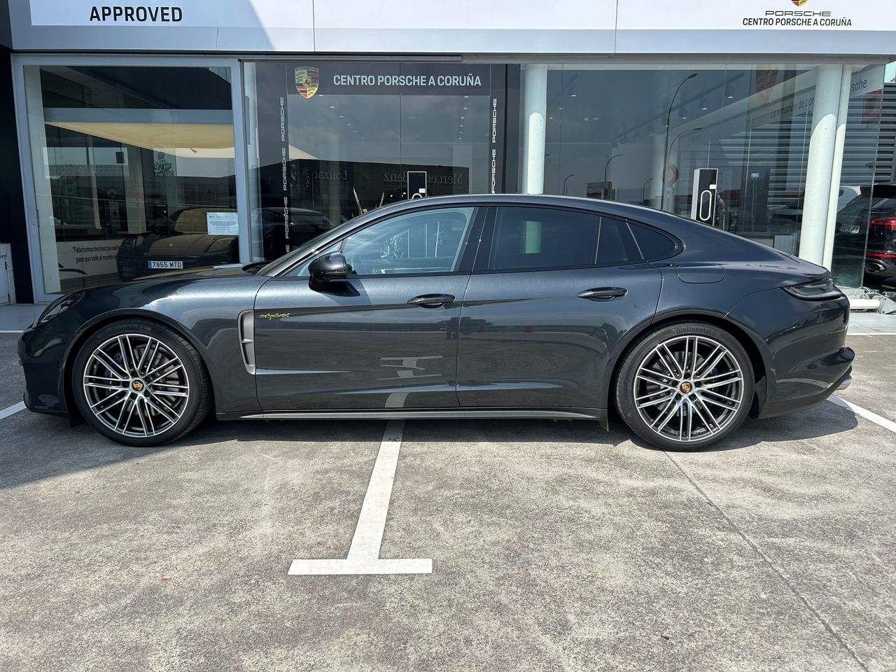 porsche panamera 2024 / foto grande (2)