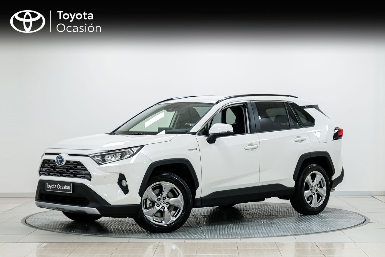 Boxes para caballos  de segunda mano - toyota rav4 2020 /