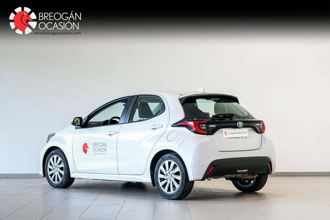 toyota yaris 2023 / foto grande (2)