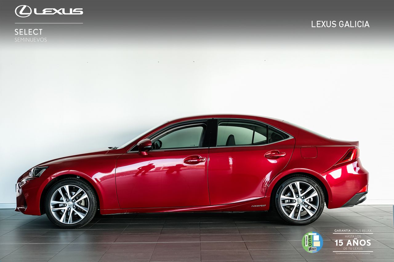 lexus is 2019 / foto grande (2)