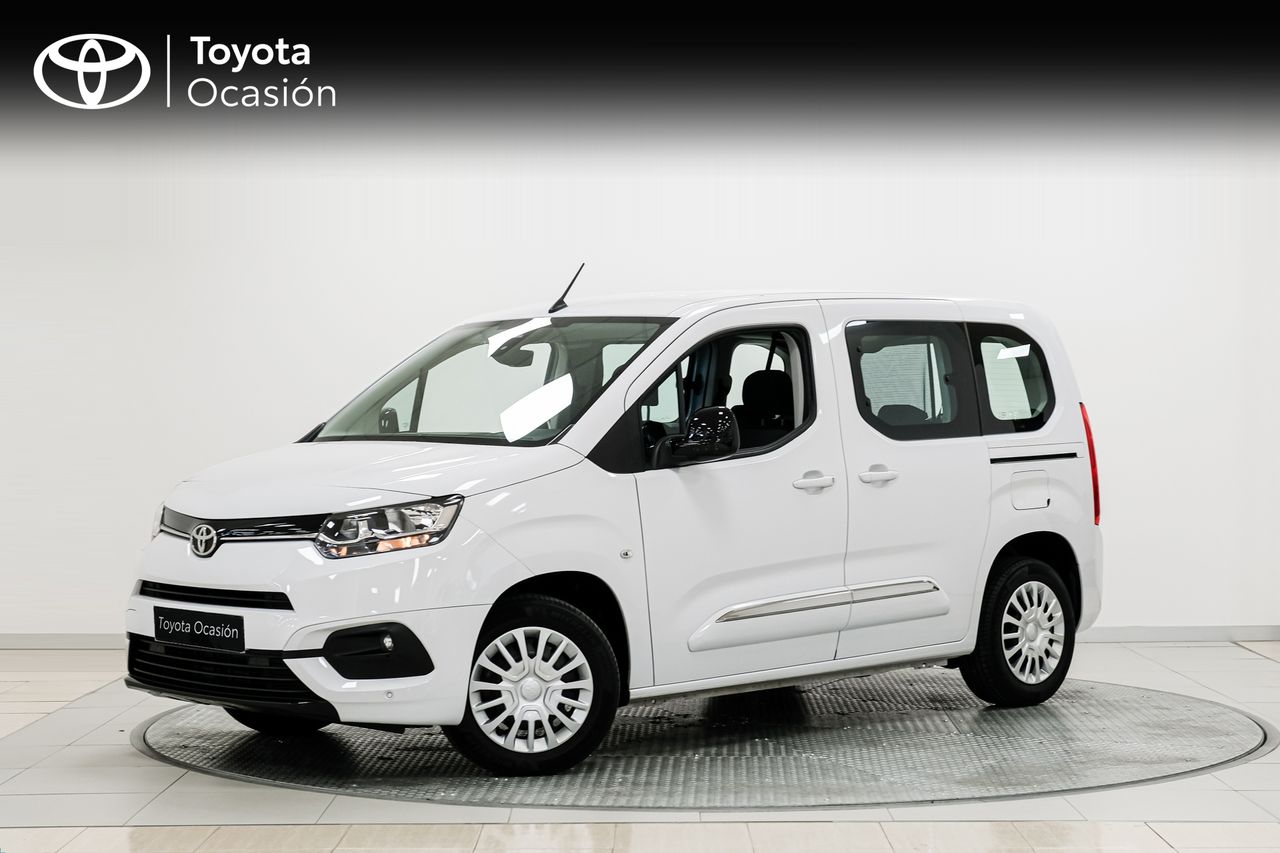 Foto toyota proace city verso 2024 /