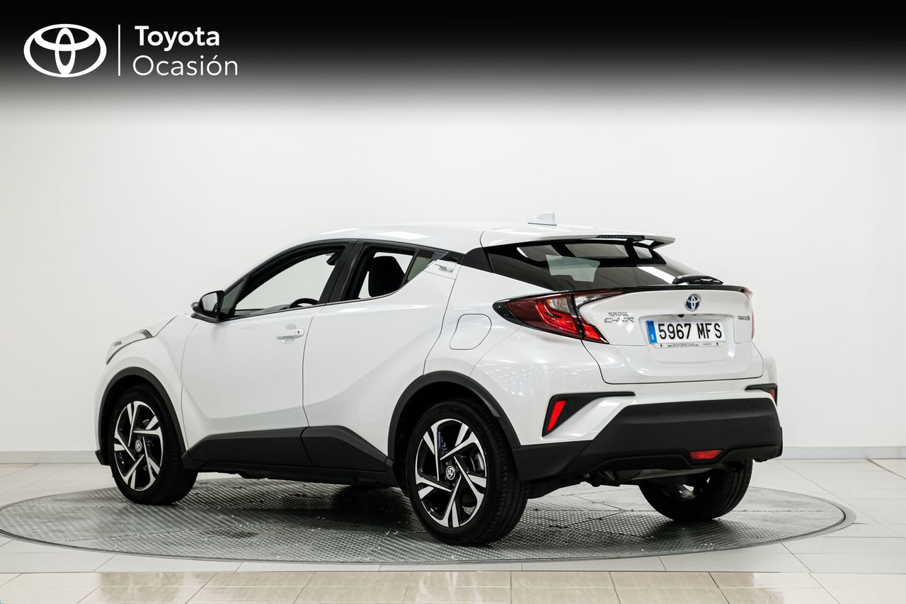 Foto toyota c-hr 2023 /
