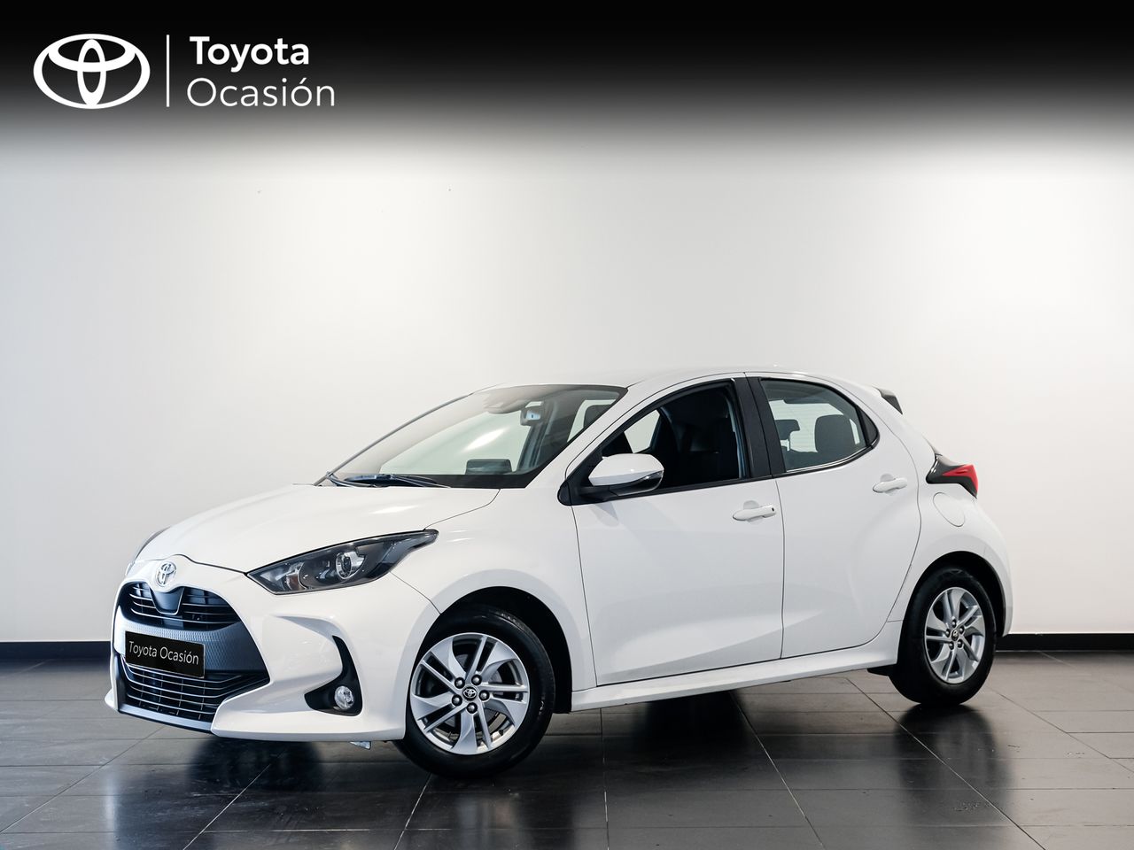 Foto toyota yaris 2021 /